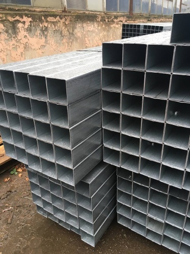 Труба стальная квадратная ЭСВ 40х40х2